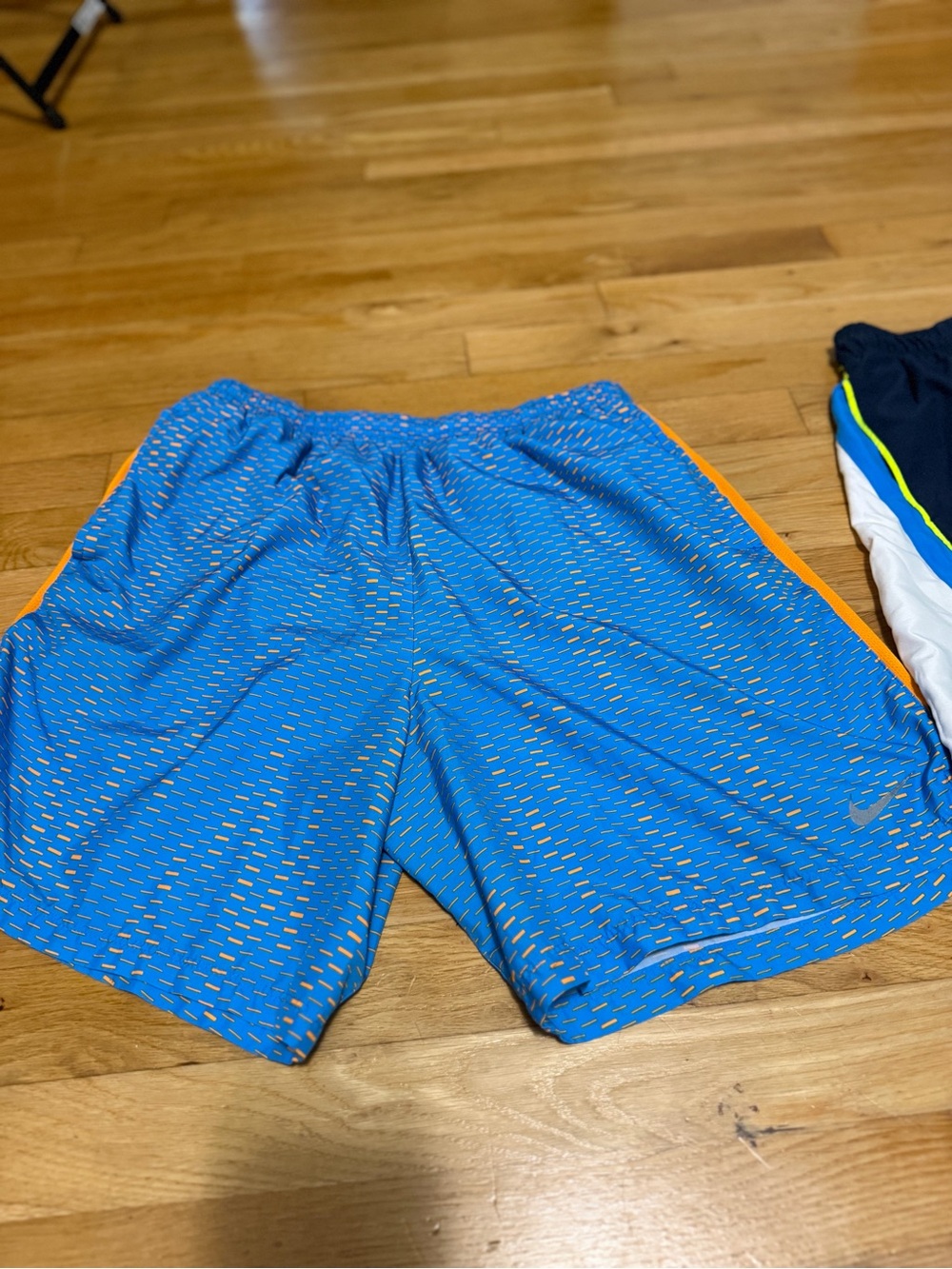 Nike Shorts Lot of 2 Men’s Small Athletic Swim Running Shorts - Picture 3 of 7